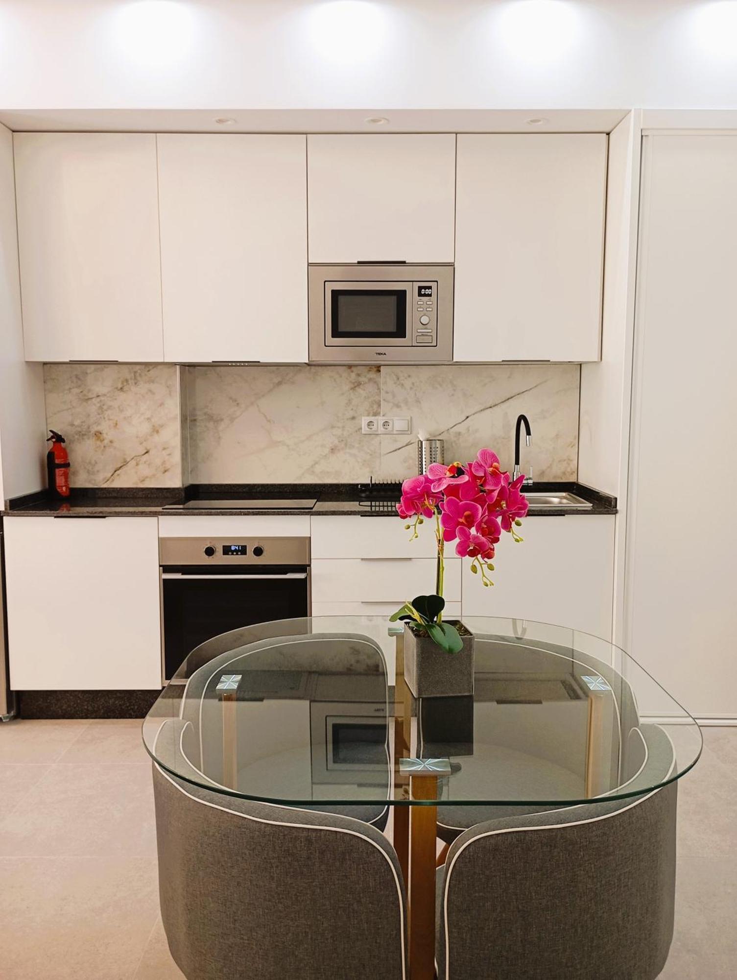 Moderno Apartamento En La Luz Málaga Exteriör bild